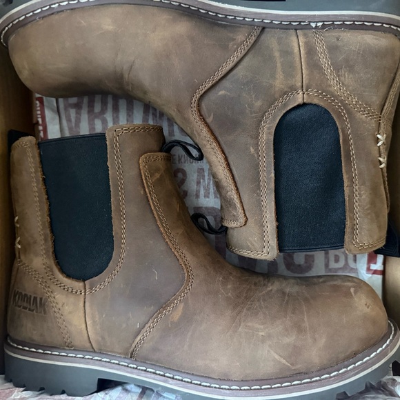 Kodiak Brown Leather Chelsea Work Booties - Picture 11 of 13